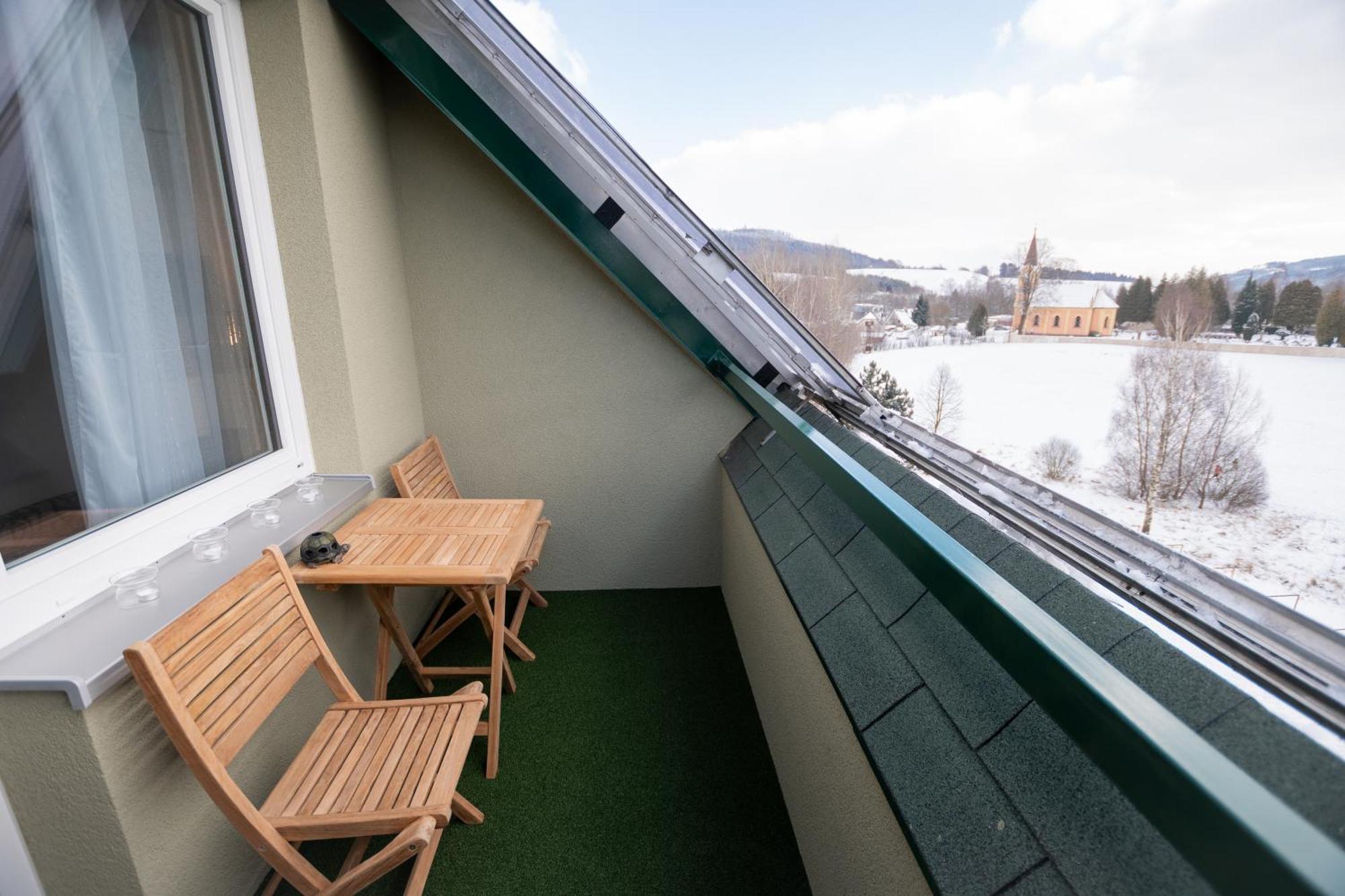 Apartman Radvanicka Apartman Radvanice  Kültér fotó